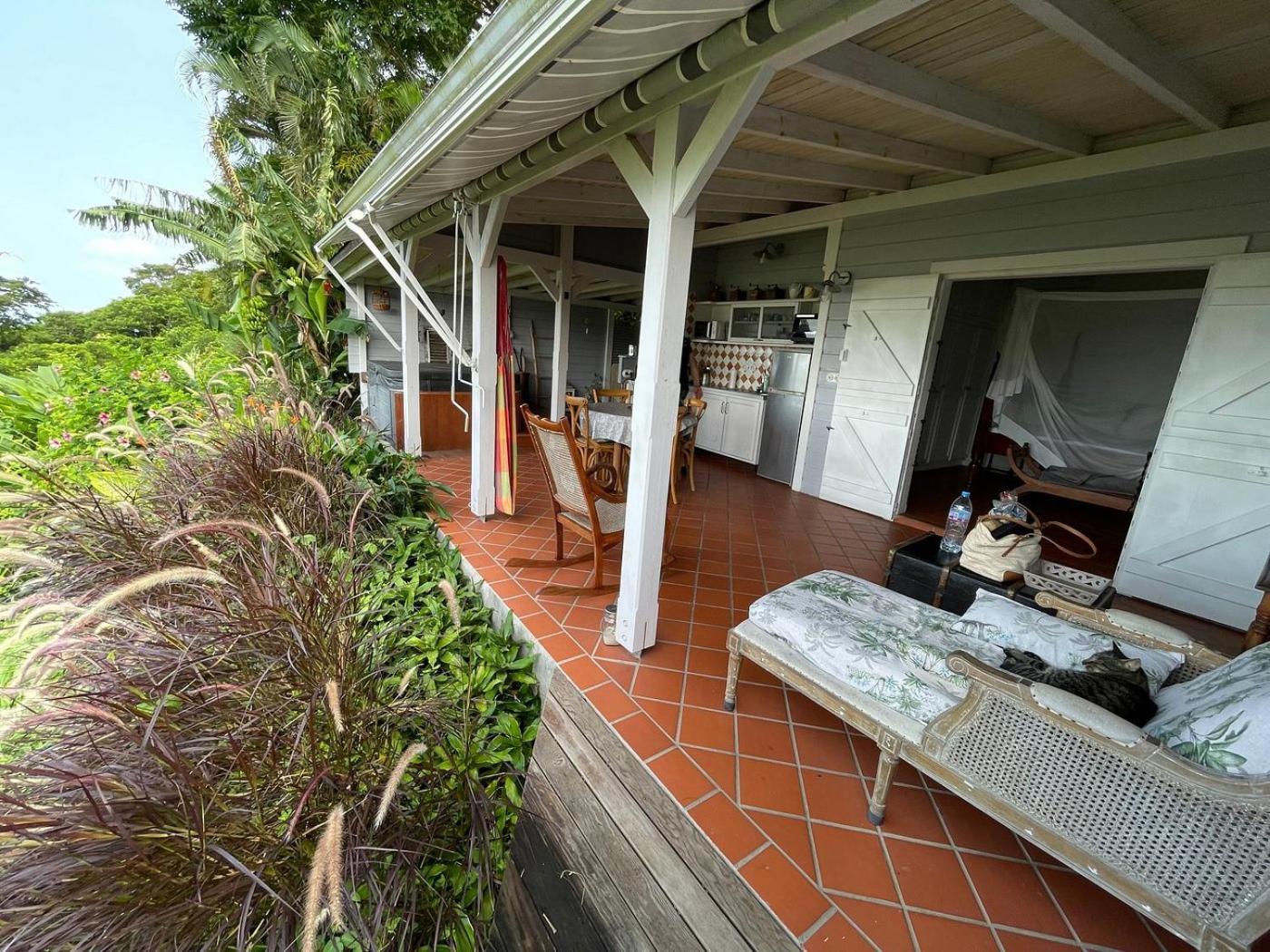 Beausejour Guest House Pointe-Noire Dış mekan fotoğraf