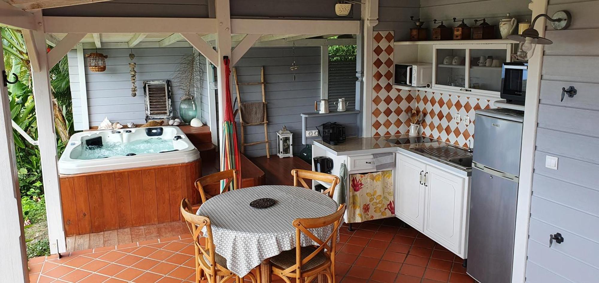 Beausejour Guest House Pointe-Noire Oda fotoğraf